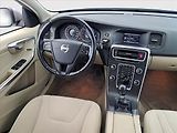 Volvo V60 (2011) D3 2.0, po STK, Tažné - náhled 7