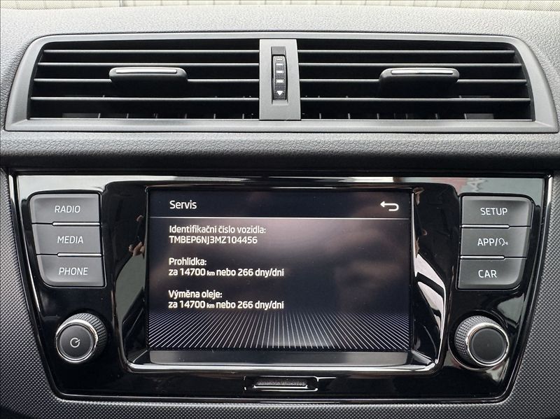 Škoda Fabia 1,0 TSI DPH 1.maj. původ ČR - fotka 42 z 50