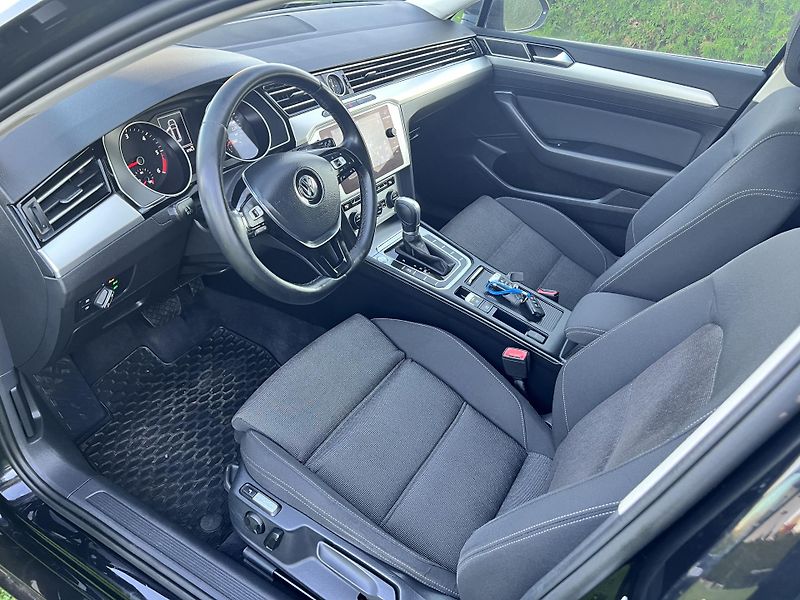 Volkswagen Passat 2.0TDI 110KW,NAVI,EL.TZ,APP - fotka 10 z 50