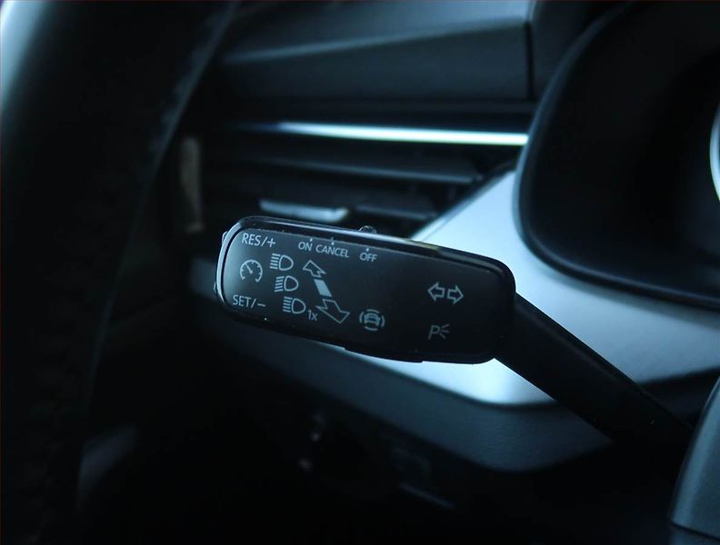 Škoda Scala (2022) Ambition 1.0 TSI, ČR,1.maj - fotka 16 z 23