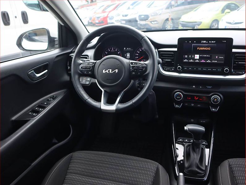 Kia Stonic (2023) 1.0 T-GDI, Automat, Serv.kniha - fotka 7 z 22