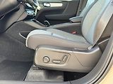 Volvo XC40 PLUS B3, ACC ,BLIS ,FULL LED - náhled 9