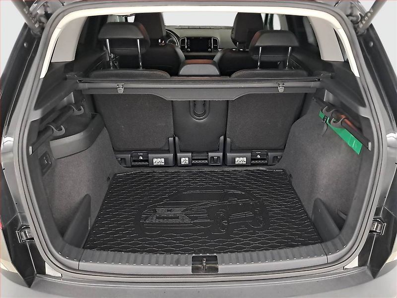 Škoda Karoq (2018) 1.5 TSI, Automat, ČR,1.maj - fotka 14 z 19