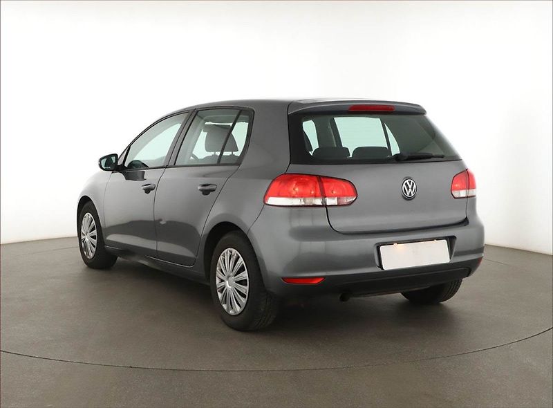 Volkswagen Golf (2012) 1.2 TSI, Tempomat - fotka 4 z 11