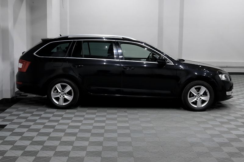 Škoda Octavia 3 Combi 1.4 TSI 110 kW - fotka 4 z 27