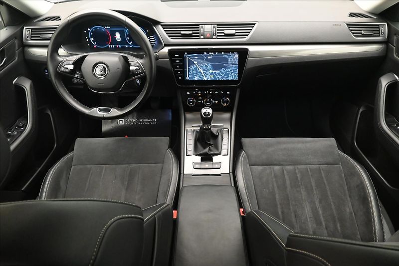 Škoda Superb 2,0 TDI 110 kW Style Záruka až - fotka 15 z 33
