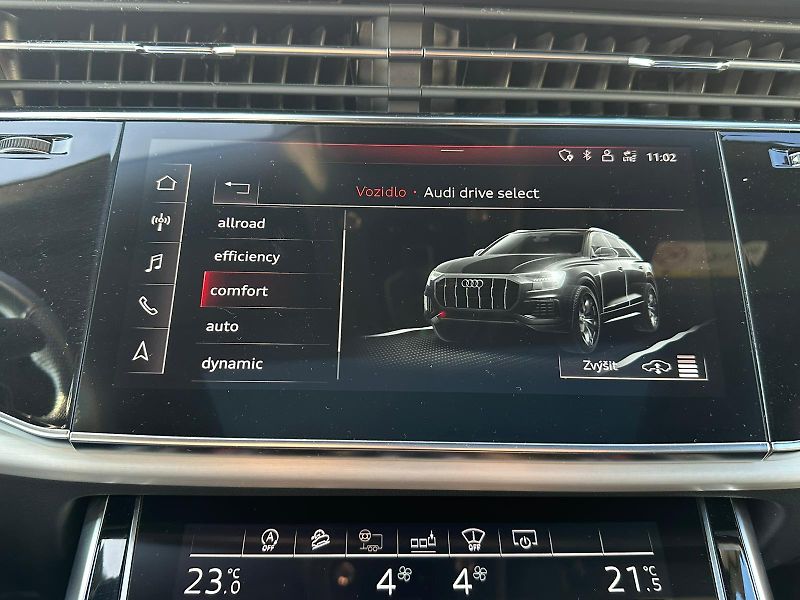 Audi Q8 (2020) 3.0TDi,210KW,mHEV,MATRIX,Sline - fotka 19 z 37