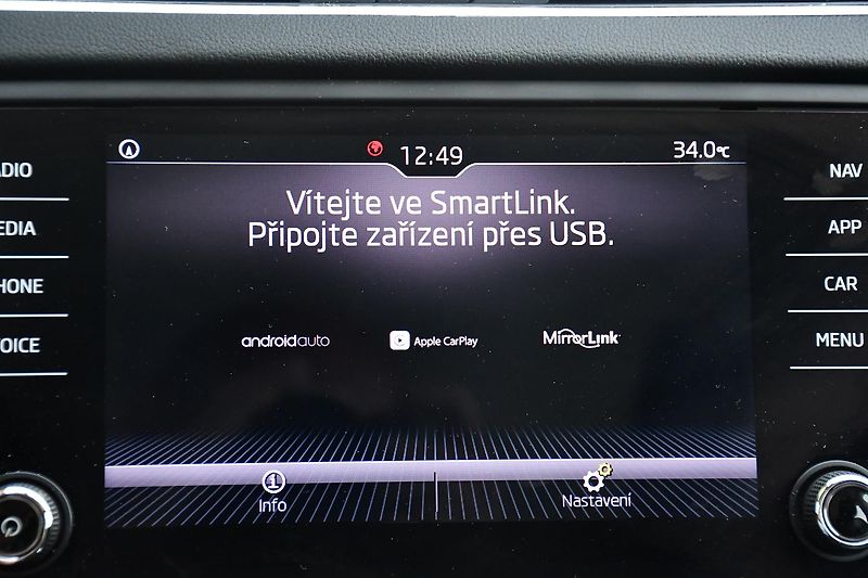 Škoda Octavia 1.5TSi 110kW DSG NAV KESSY - fotka 41 z 52
