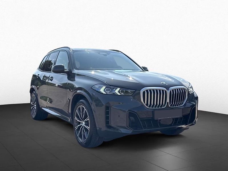 BMW X5 xDrive30d M-Sport DAPro 360 - fotka 2 z 15