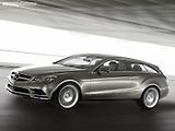 Prototyp Mercedesu Fascination počítá s on-line připojením k internetu.