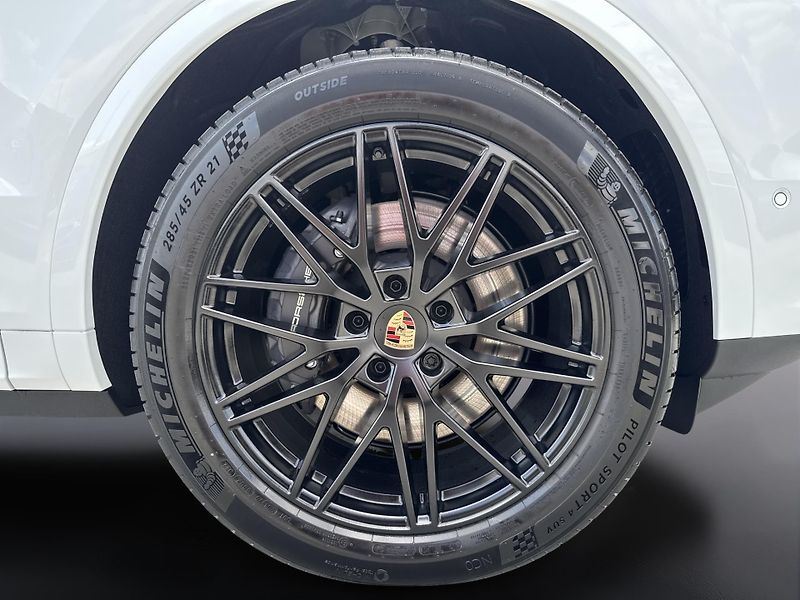 Porsche Cayenne E-Hybrid Coupé - fotka 11 z 30