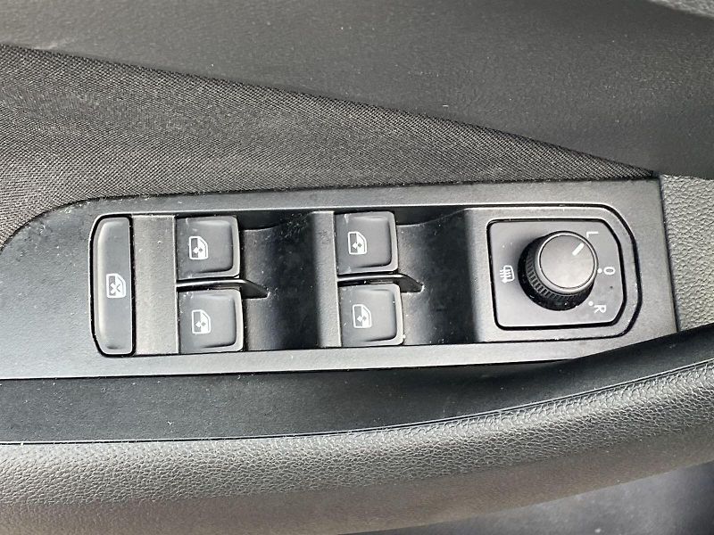 Škoda Scala (2025) 1.0 TSI Selection - fotka 22 z 32