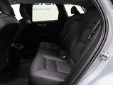 Volvo XC60 2,0 B4 AWD PLUS DARK 1. MAJ ČR - náhled 46