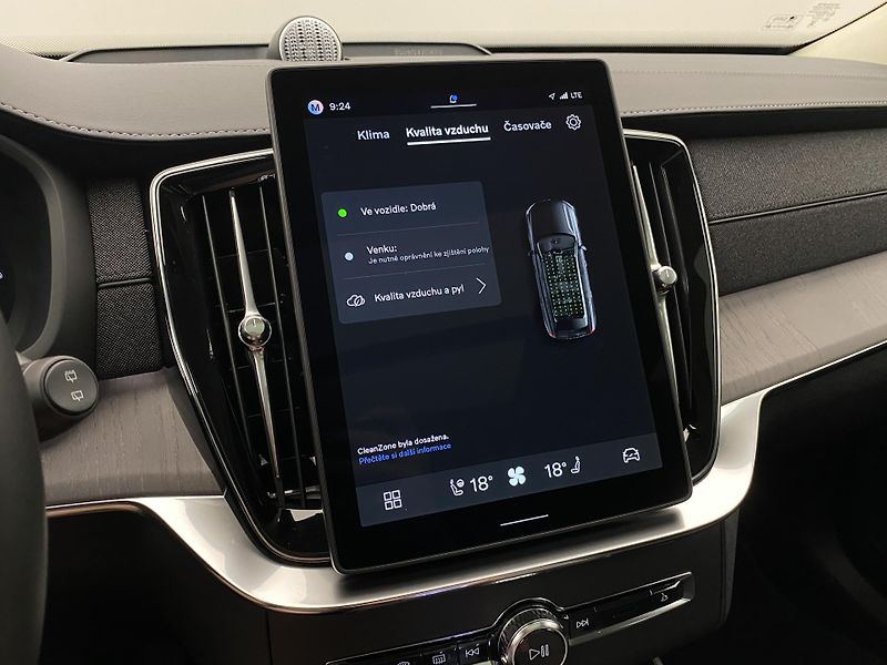 Volvo XC90 (2026) T8 AWD Plug-in DARK ULTRA - fotka 44 z 76