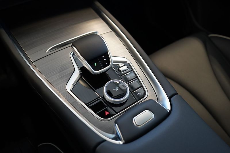Chery Tiggo 7 PHEV (2026) UNIQUE 1.5 TGDI HEV - fotka 29 z 42