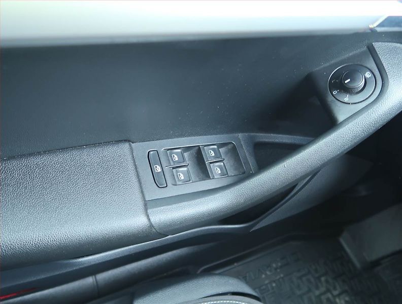 Škoda Octavia (2019) Ambition Plus 1.6 TDI - fotka 15 z 15
