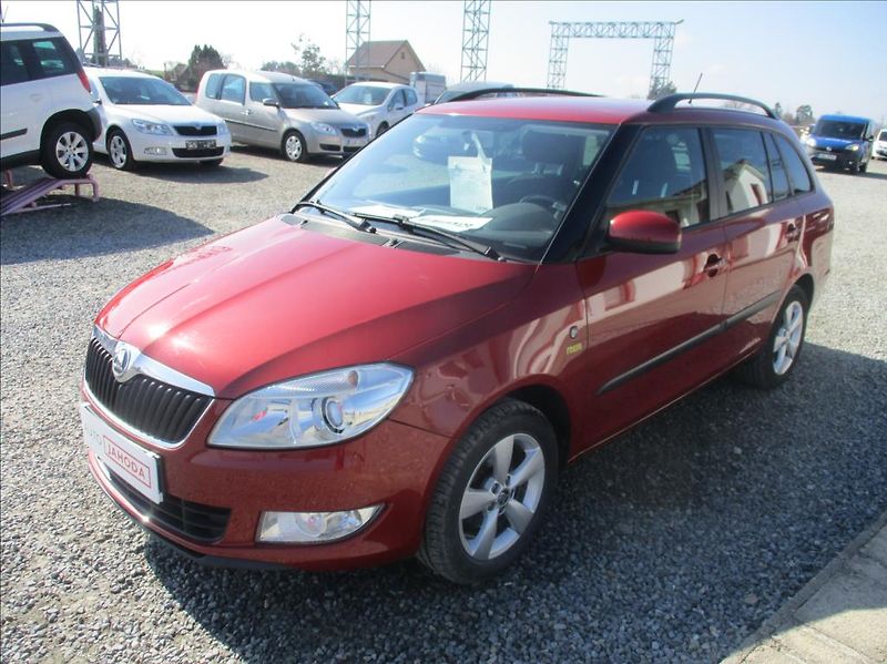 Škoda Fabia 1,2 TSi, digiklima, serviska, - fotka 3 z 29