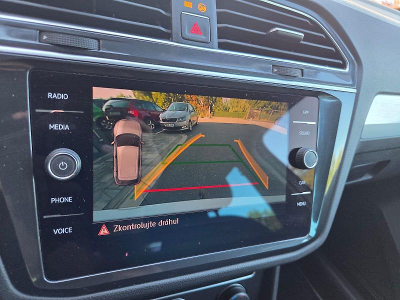 Volkswagen Tiguan (2018) 1.4 TSI 4X4  - fotka 9 z 10