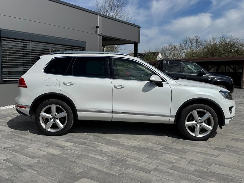 Volkswagen Touareg (2015) 3,0 TDI  193 KW Rline - fotka 4 z 35