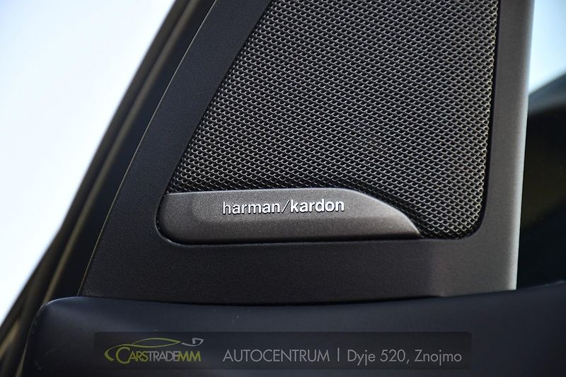 BMW X5 M50D LASER H/K HEAD-UP  - fotka 26 z 67