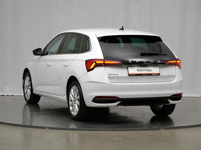 Škoda Scala - fotka 7 z 24