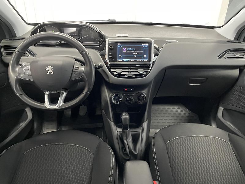 Peugeot 208 1.2 PT ČR 1.MAJ.SERVISKA       - fotka 21 z 25