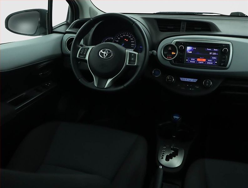Toyota Yaris (2012) 1.5 Hybrid, Automat, Navi - fotka 7 z 17