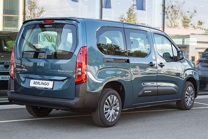 Citroën Berlingo (2026) 1,5 XL PLUS Diesel 130k+KAMERA - fotka 5 z 17