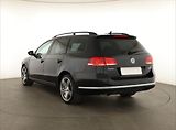 Volkswagen Passat (2011) 1.6 TDI, nová STK - náhled 3