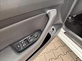 Volkswagen Passat 2,0 TDI 110kW BMT Highline - náhled 17