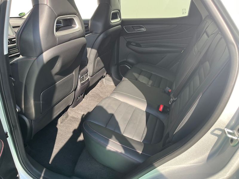 MG EHS 1.5TGI, 190kW, Plug-in Hybrid - fotka 18 z 30