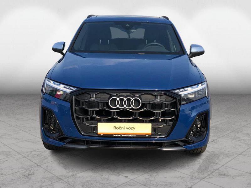 Audi SQ7 4.0 TFSI - fotka 4 z 30