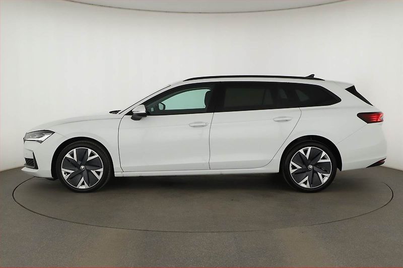 Škoda Superb (2024) 2.0 TDI, Selection - fotka 3 z 20
