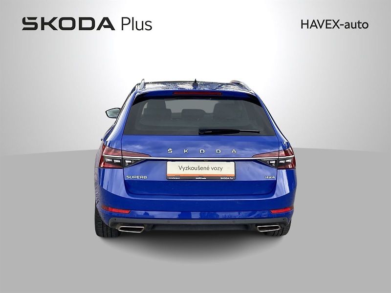 Škoda Superb (2022) Combi 2,0 TSI 4x4 DSG L&K - fotka 44 z 45