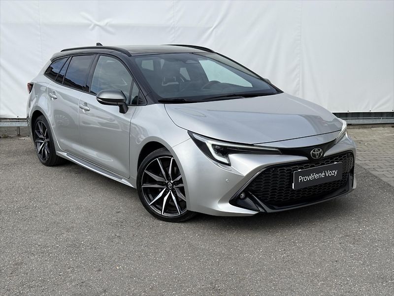 Toyota Corolla 2,0 GR sport - fotka 3 z 21
