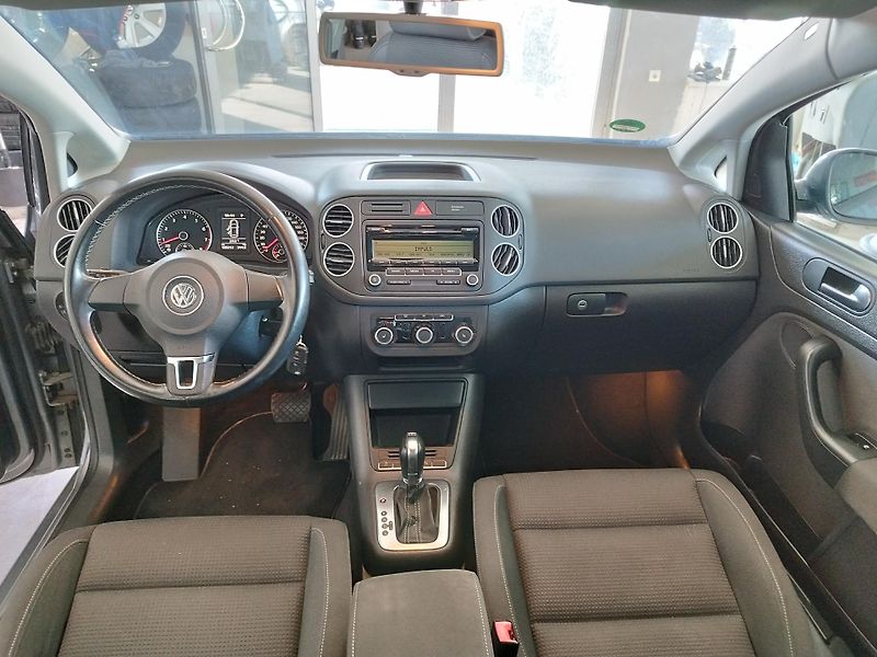Volkswagen Golf Plus (2011) 1,2TSI,77KW,DSG,ALU,TAŽ,SER.K - fotka 23 z 42