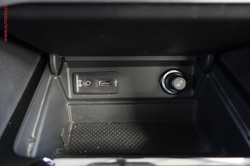 Volkswagen Golf Sportsvan (2014) 1.6 TDi, 1.maj,ČR, AC, TZ - fotka 19 z 22