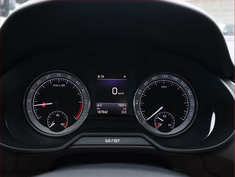 Škoda Octavia (2017) Laurin&Klement 2.0 TDI, 4X4 - fotka 11 z 24