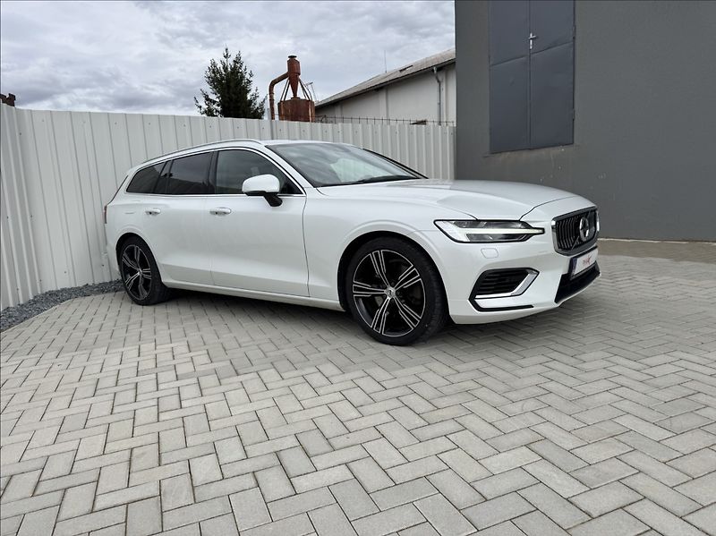 Volvo V60 2,0 T6 AWD Inscription DPH ČR - fotografie inzerátu