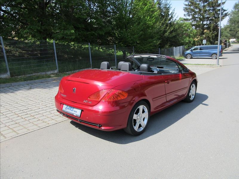 Peugeot 307 2,0 CC 2.0HDi 100Kw, JBL, Kůže - fotka 15 z 37