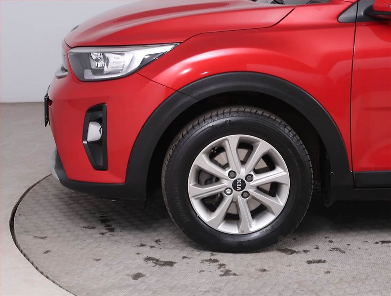 Kia Stonic (2018) 1.25 CVVT, ČR,1.maj - fotka 14 z 18