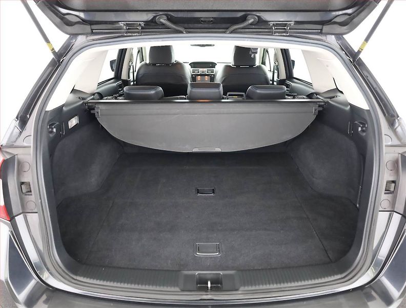 Subaru Levorg (2015) 1.6 GT-S, 4X4, Automat - fotka 18 z 19
