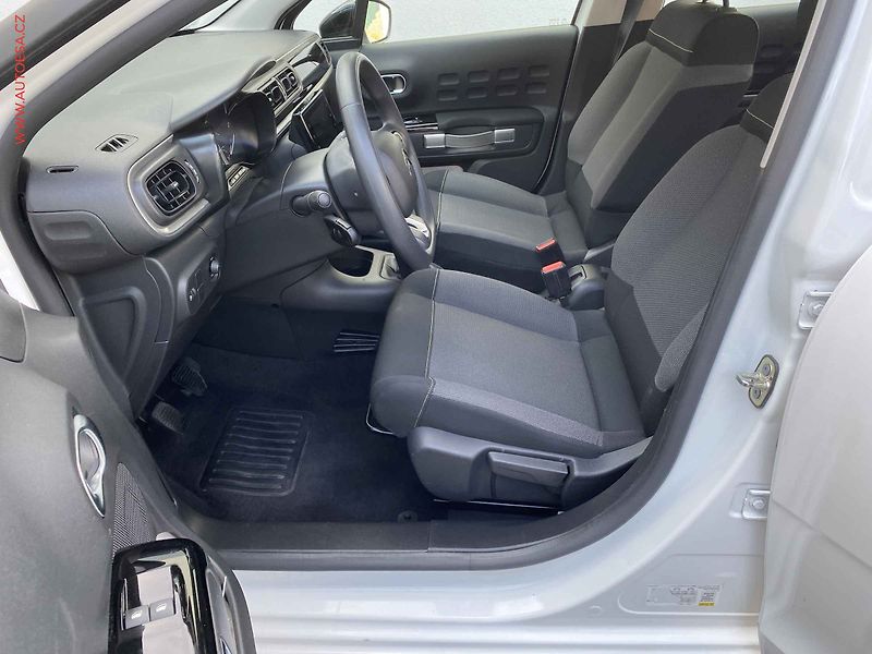 Citroën C3 (2021) 1.2 PT, Feel, LED, navi - fotka 9 z 16
