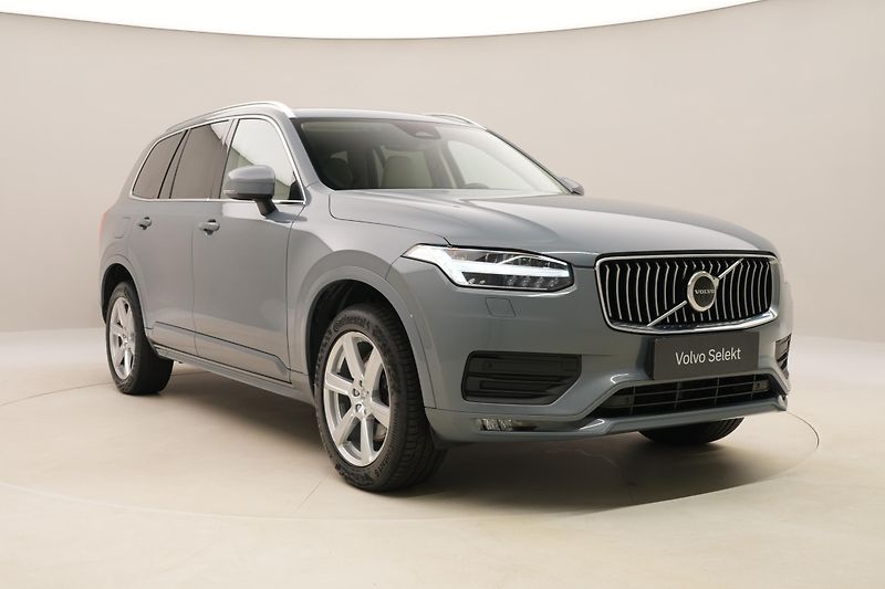 Volvo XC90 B5 AWD CORE AUT CZ - fotka 15 z 58