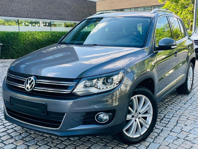 Volkswagen Tiguan 2.0TSI 4x4 AUTOMA KAMERA TAŽNÉ - fotka 1 z 44