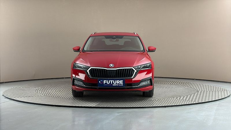 Škoda Octavia 2.0 TDI DSG Style Combi - fotka 3 z 25