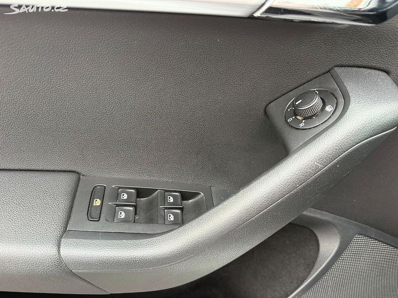 Škoda Octavia 1.6 TDi DSG - fotka 26 z 32