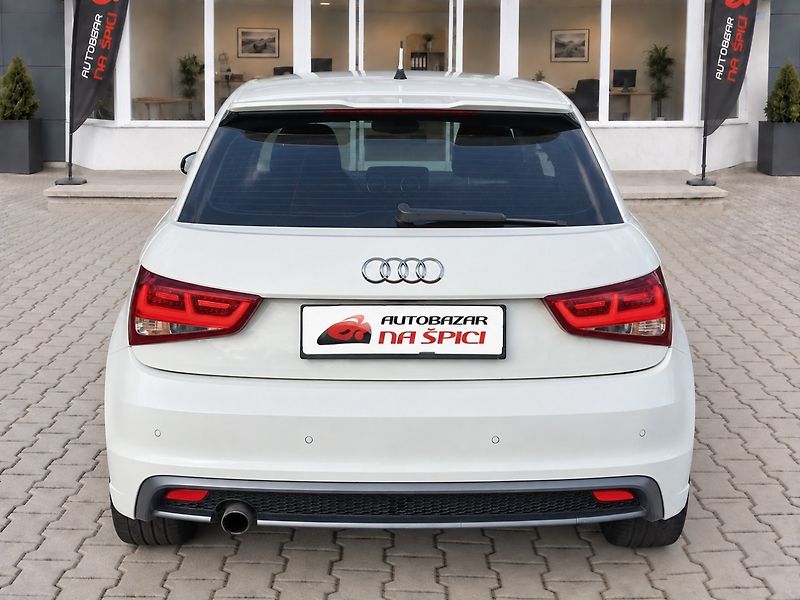 Audi A1 (2011) 1.2TFSi 63kW S-LINE -NOVÉ V ČR - fotka 6 z 34
