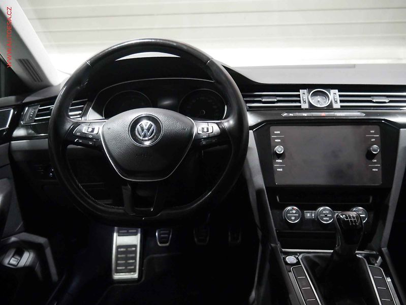 Volkswagen Arteon (2020) 2.0 TDi, 2.maj,ČR, Elegance - fotka 11 z 20
