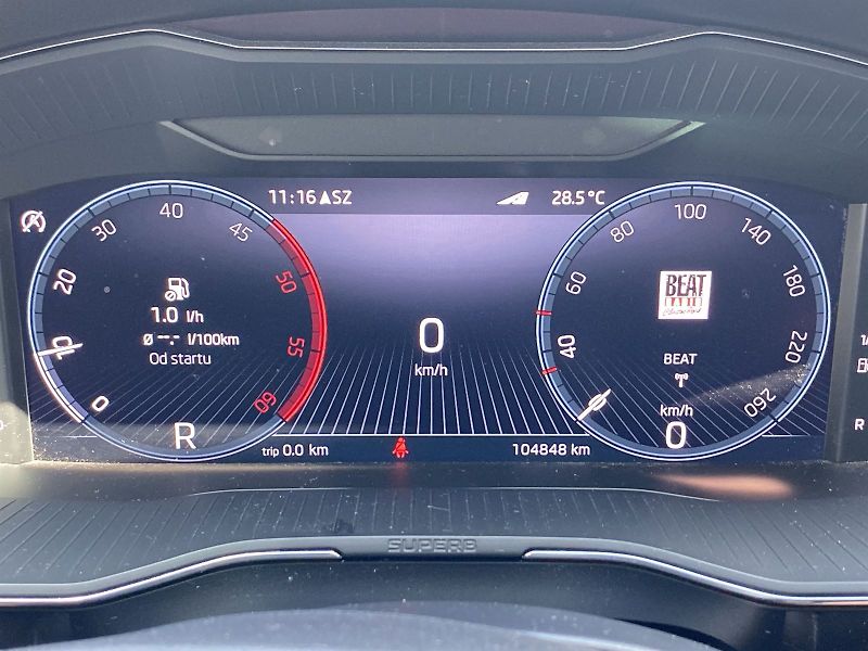 Škoda Superb (2023) 2.0 TDI 4x4 DSG L&K - fotka 7 z 39